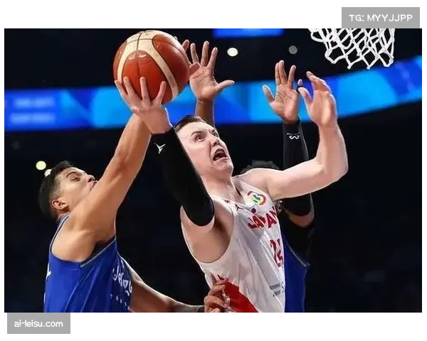 日本队霍金森内线统治力 24分7篮板成取胜基石